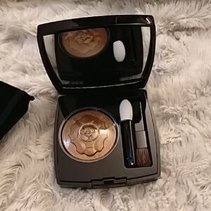 Chanel Limited Edition Eyeshadow: 907 Cuivre Lame
